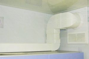 Установка воздуховода для кухонной вытяжки в Линёво